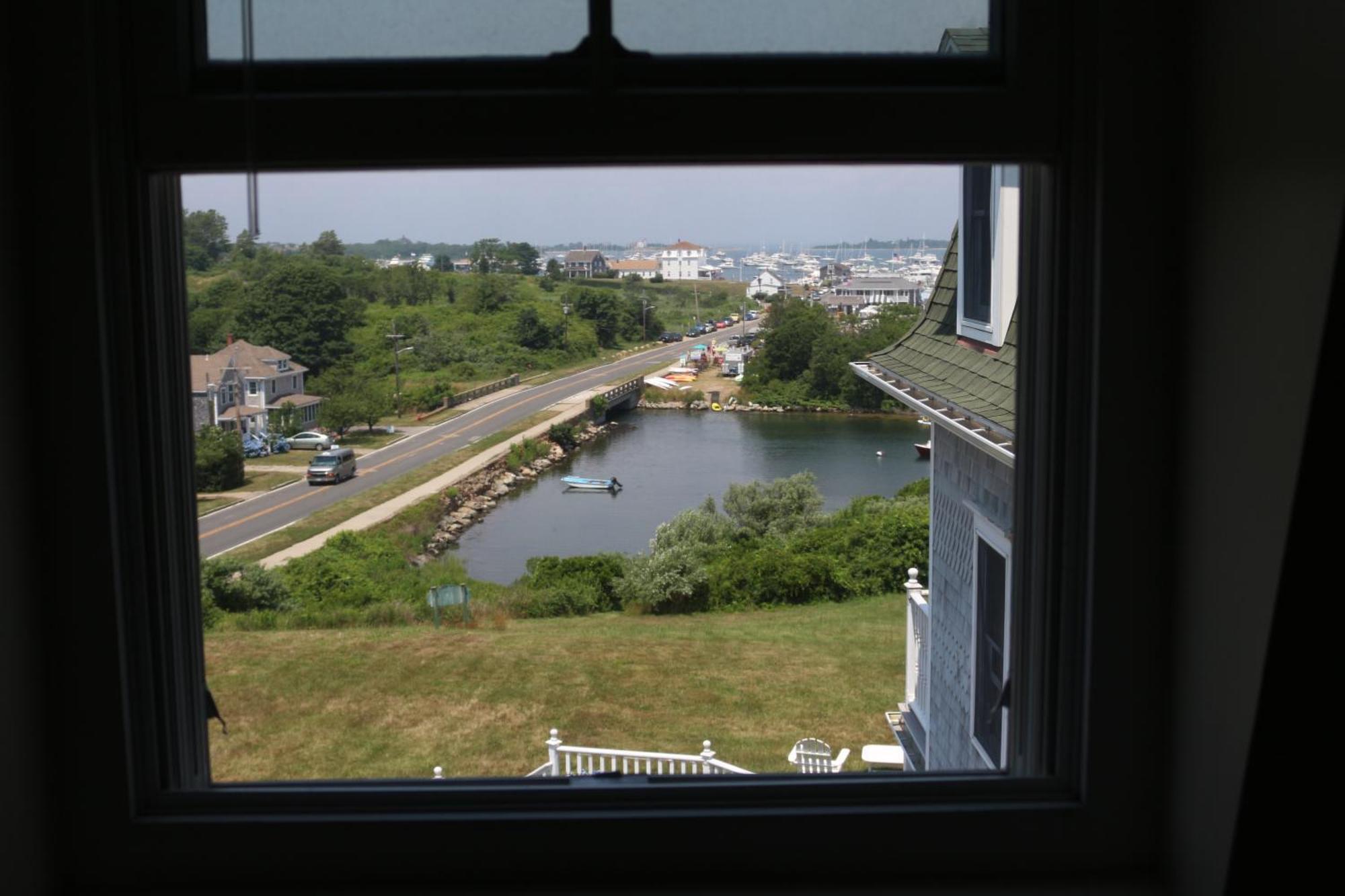 Payne'S Harbor View Inn New Shoreham Buitenkant foto