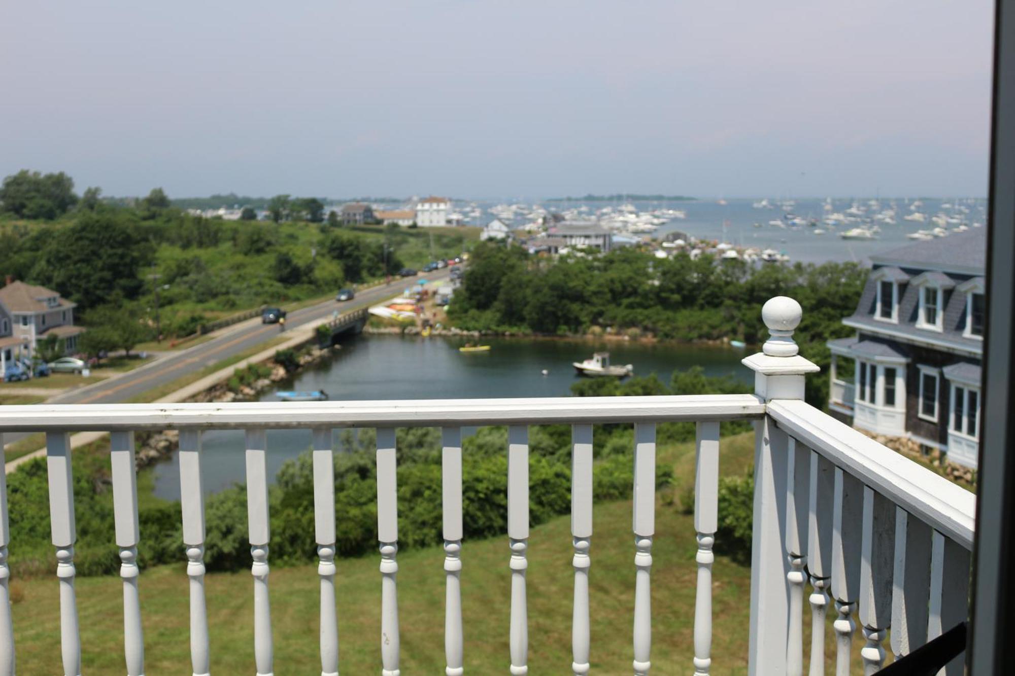 Payne'S Harbor View Inn New Shoreham Buitenkant foto